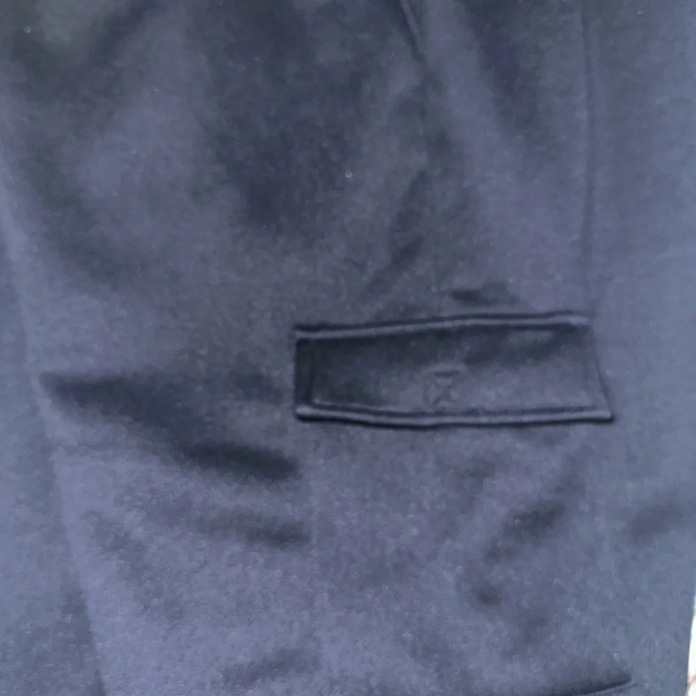 Stylish Black Shorts- NWOT - Picture 4 of 7